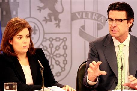 12/07/2013. Consejo de Ministros: Sáenz de Santamaría y Soria. La vicepresidenta, ministra de la Presidencia y Portavoz, Soraya Sáenz de San...