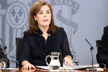 29/11/2013. Consejo de Ministros: S. Santamaría, F. Díaz y De Guindos. La vicepresidenta, ministra de la Presidencia y portavoz, Soraya Sáen...