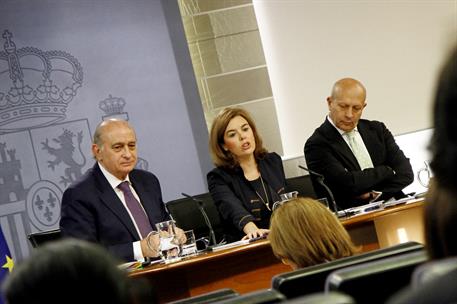 11/07/2014. Consejo de Ministros: Sáenz de Santamaría, F. Díaz y Wert. La vicepresidenta del Gobierno, ministra de la Presidencia y portavoz...