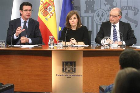 28/03/2014. Consejo de Ministros: Sáenz de Santamaría, Montoro y Soria. La vicepresidenta, ministra de la Presidencia y portavoz del Gobiern...