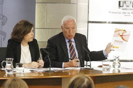 6/05/2016. Consejo de Ministros: Sáenz de Santamaría y García-Margallo. La vicepresidenta del Gobierno en funciones, Soraya Sáenz de Santama...