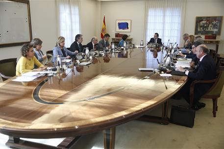 27/10/2017. Reunión extraordinaria y ordinaria del Consejo de Ministros. El presidente del Gobierno, Mariano Rajoy, preside la reunión del C...