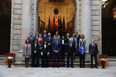 21/12/2018. Consejo de Ministros en Barcelona. Foto de familia del presidente del Gobierno, Pedro Sánchez, con las ministras y ministros de ...