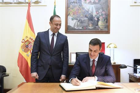 26/10/2018. Consejo de Ministros en Sevilla. El presidente del Gobierno, Pedro Sánchez, acompañado por el delegado del Gobierno en Andalucía...