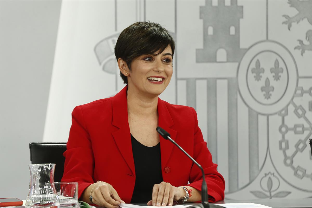 La ministra de Vivienda y Agenda Urbana, Isabel Rodríguez, durante su intervención