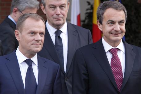 10/03/2011. El presidente del Gobierno recibe al primer ministro de Polonia. El presidente del Gobierno, José Luis Rodríguez Zapatero, junto...