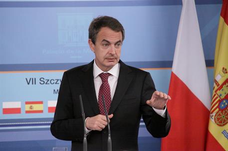 10/03/2011. El presidente del Gobierno recibe al primer ministro de Polonia. El presidente del Gobierno, José Luis Rodríguez Zapatero, duran...