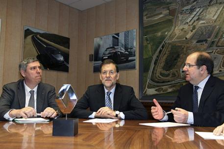 21/11/2012. Mariano Rajoy visita la factoría Renault de Palencia. El presidente del Gobierno, Mariano Rajoy, junto al presidente de la Junta...