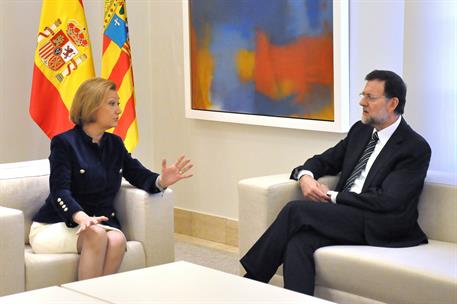 5/03/2012. El presidente recibe a la presidenta de Aragón. El presidente del Gobierno, Mariano Rajoy, recibe en La Moncloa a la presidenta d...