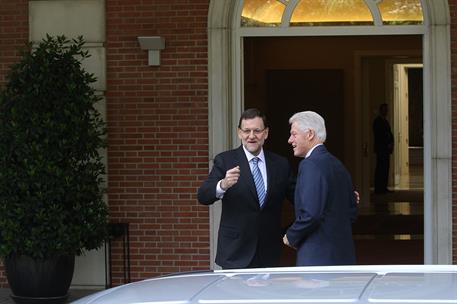21/05/2013. Mariano Rajoy recibe a Bill Clinton. El presidente del Gobierno, Mariano Rajoy, ha recibido en La Moncloa al ex presidente de lo...