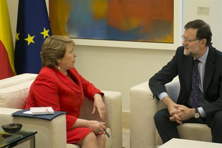 30/10/2014. Rajoy recibe a la presidenta de Chile, Michelle Bachellet. El presidente del Gobierno español, Mariano Rajoy, recibe en el Palac...