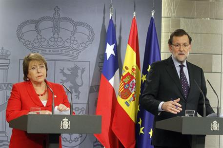 30/10/2014. Rajoy recibe a la presidenta de Chile, Michelle Bachellet. El presidente del Gobierno, Mariano Rajoy, junto a la presidenta de C...