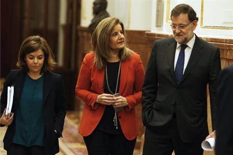 19/11/2014. Rajoy asiste a la sesión de control al Gobierno. El presidente del Gobierno, Mariano Rajoy, junto a la vicepresidenta, Soraya Sá...
