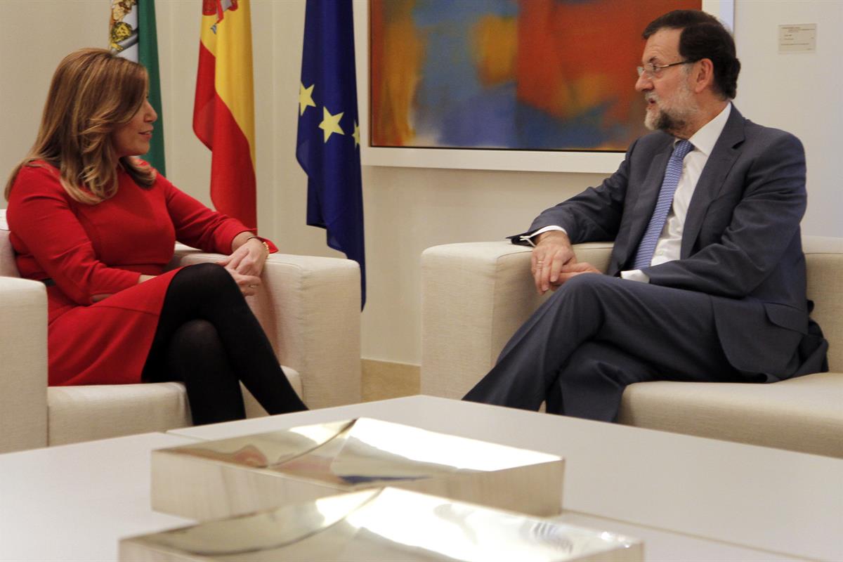 22/12/2014. Rajoy recibe a la presidenta de la Junta de Andalucía. El presidente del Gobierno, Mariano Rajoy, conversa con la presidenta de ...