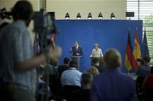 Mariano Rajoy y Angela Merkel comparecen ante los medios de comunicación (Foto: Pool Moncloa)