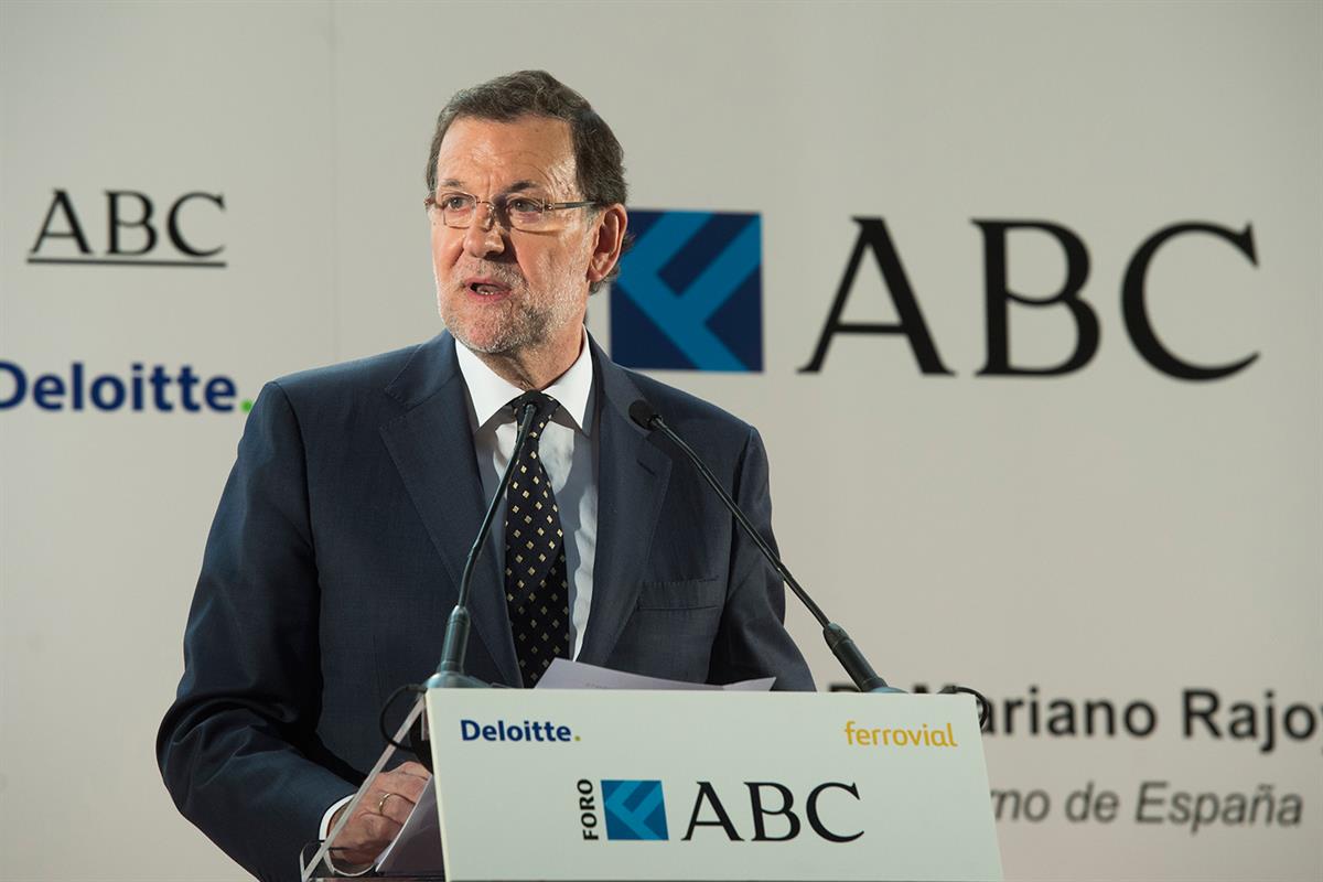 6/10/2015. Rajoy asiste al Foro ABC. El presidente del Gobierno, Mariano Rajoy, interviene ante los asistentes al almuerzo-coloquio organiza...