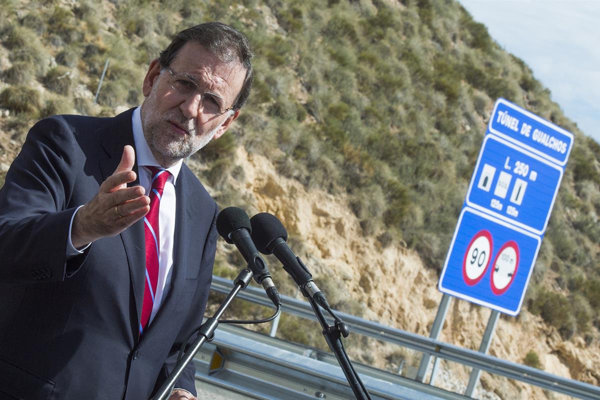 7/10/2015. Rajoy inaugura el tramo Carchuna-Castell de Ferro de la A-7. El presidente del Gobierno, Mariano Rajoy, durante su intervención e...