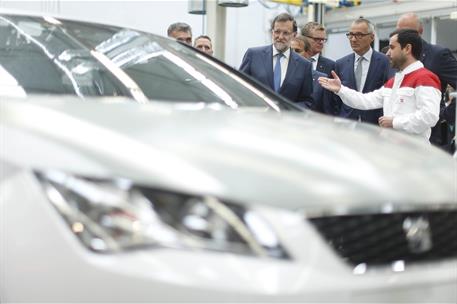 8/09/2015. Mariano Rajoy visita la planta de SEAT en Martorell. El presidente del Gobierno, Mariano Rajoy, durante un momento de su visita a...