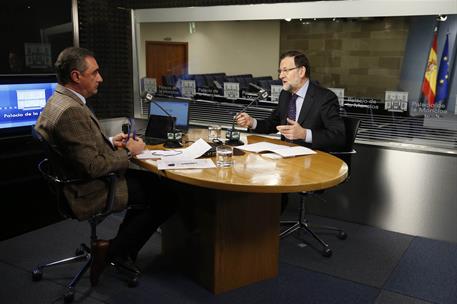 16/03/2015. Entrevista a Rajoy en Onda Cero. El presidente del Gobierno, Mariano Rajoy, es entrevistado por Carlos Herrera para el programa ...