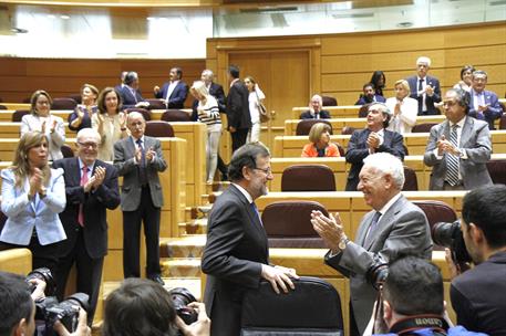 26/05/2015. Rajoy siste a la sesión de control en el Senado. El presidente del Gobierno, Mariano Rajoy, minutos antes de la sesión de contro...