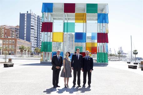 28/03/2015. Mariano Rajoy inaugura el Centro Pompidou Málaga. Mariano Rajoy, en la inauguración del Centro Pompidou Málaga, con Francisco de...