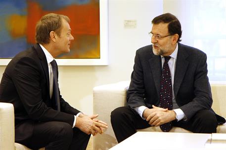 31/03/2015. Rajoy recibe al presidente del Consejo Europeo, Donald Tusk. El presidente del Gobierno, Mariano Rajoy, recibe al presidente del...