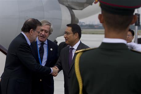 4/09/2016. Rajoy asiste a la Cumbre del G-20 en Hangzhou (China). El presidente del Gobierno en funciones, Mariano Rajoy, a su llegada al ae...