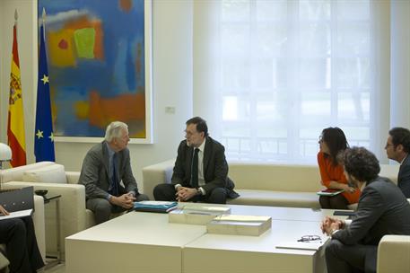 9/12/2016. Rajoy recibe al comisionado de la Unión Europea, Michel Barnier. El presidente del Gobierno, Mariano Rajoy, durante su reunión en...