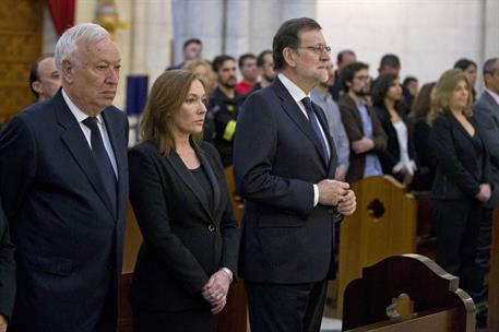 17/05/2016. Rajoy asiste a la misa por las víctimas de los terremotos en Ecuador. El presidente del Gobierno en funciones, Mariano Rajoy, ju...