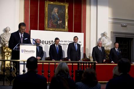 30/11/2016. Rajoy asiste al Centenario Deusto Business Scholl. El presidente del Gobierno, Mariano Rajoy, durante el acto del Centenario Deu...