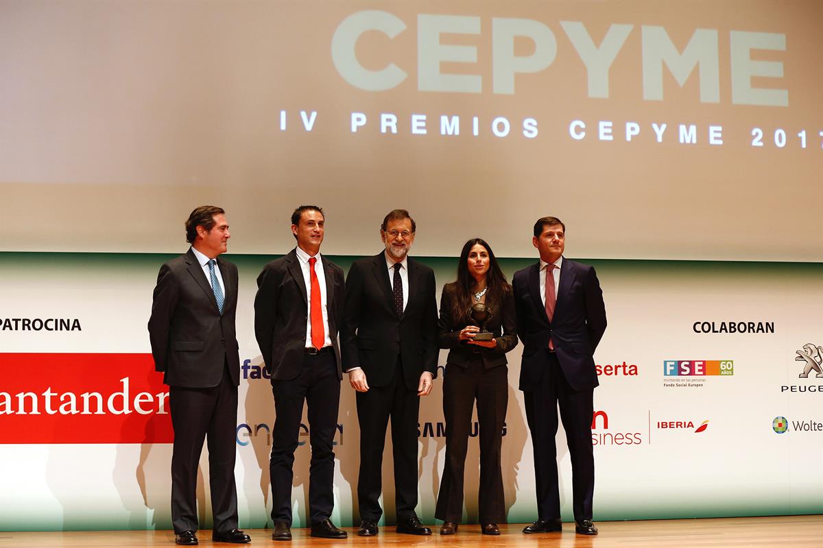 4/12/2017. Rajoy preside la entrega de los IV Premios CEPYME. El presidente del Gobierno, Mariano Rajoy, durante la entrega del Premio CEPYM...