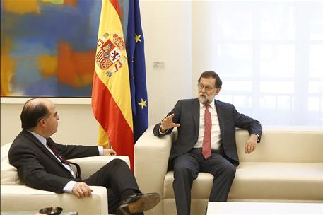 5/09/2017. Rajoy recibe al presidente de la Asamblea Nacional de Venezuela. El presidente del Gobierno, Mariano Rajoy, durante la reunión qu...