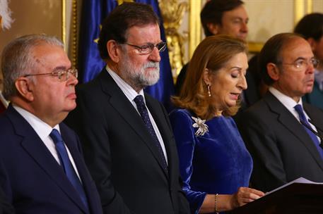 6/12/2017. Día de la Constitución 2017. El presidente del Gobierno, Mariano Rajoy y otras autoridades escuchan la intervención de la preside...