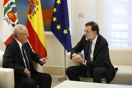 12/06/2017. Rajoy recibe al presidente de la República del Perú. El presidente del Gobierno, Mariano Rajoy, y el presidente de la República ...
