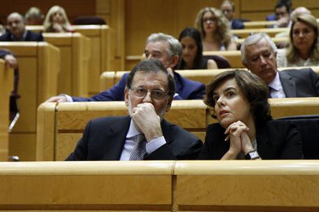 12/09/2017. Rajoy asiste a la sesión de control al Gobierno en el Senado. El jefe del Ejecutivo, Mariano Rajoy, junto a la vicepresidenta de...