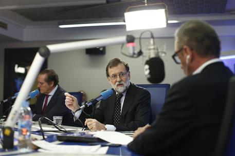 14/11/2017. Mariano Rajoy, en el programa "Herrera en COPE" de la Cadena COPE. El presidente del Gobierno, Mariano Rajoy, en el transcurso d...