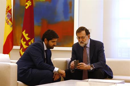 16/11/2017. Rajoy recibe al presidente de la Región de Murcia. El presidente del Gobierno, Mariano Rajoy, recibe al presidente de la Región ...