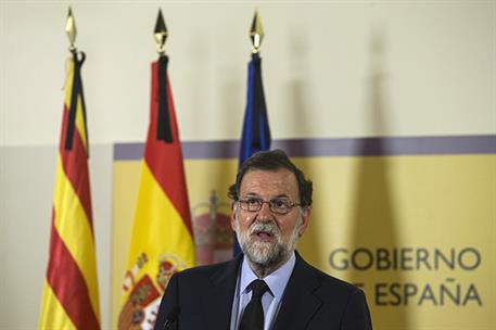 18/08/2017. Atentado Barcelona. El presidente del Gobierno, Mariano Rajoy, durante la declaración institucional realizada en la Delegación d...