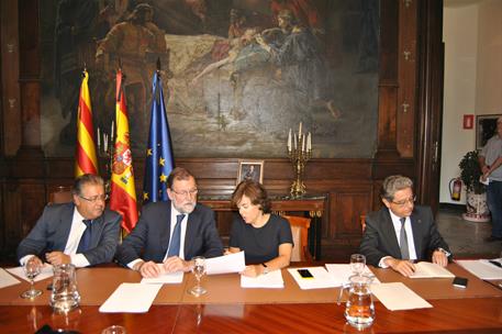 18/08/2017. Rajoy preside la reunión de coordinación sobre el atentado. El presidente del Gobierno, Mariano Rajoy, junto a la vicepresidenta...
