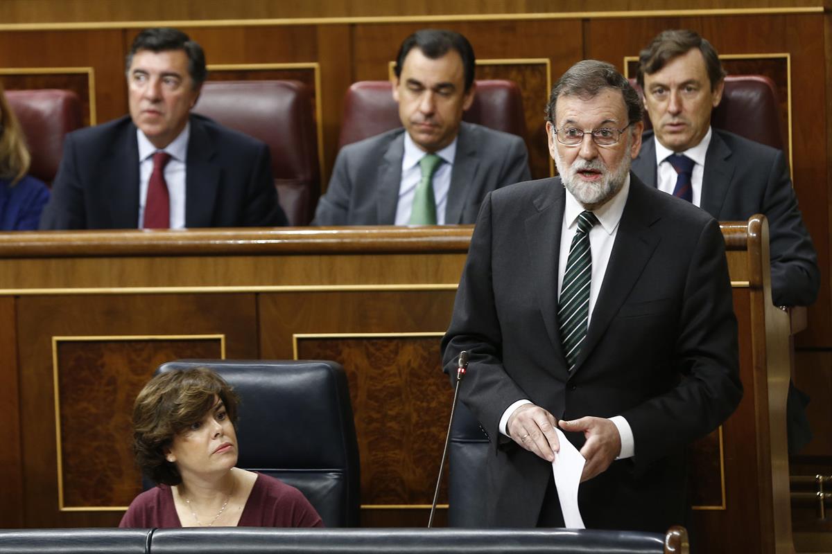 18/10/2017. Sesión de control al Gobierno en el Congreso. El presidente del Gobierno, Mariano Rajoy, durante la sesión de control al Gobiern...