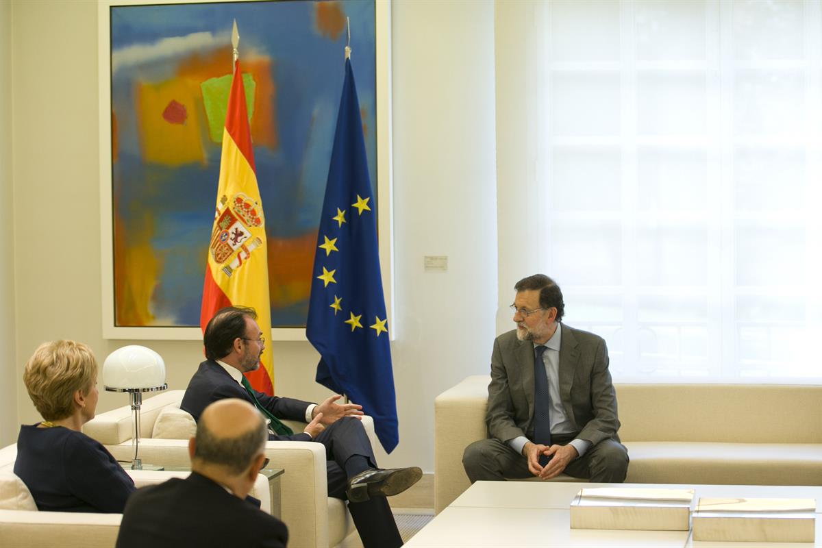 19/04/2017. Rajoy recibe al secretario de Relaciones Exteriores de México. El presidente del Gobierno, Mariano Rajoy, conversa con el secret...