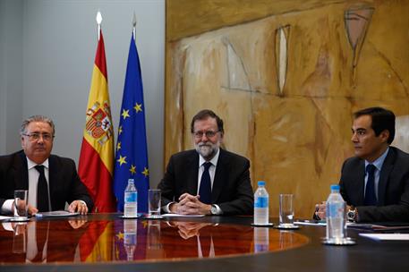 19/08/2017. Rajoy recibe a los altos representantes de la seguridad del Estado. El presidente del Gobierno, Mariano Rajoy, junto al ministro...