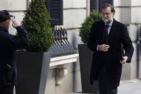 22/11/2017. Rajoy asiste a la sesión de control al Gobierno en el Congreso. El presidente del Gobierno, Mariano Rajoy, a su llegada al Congr...