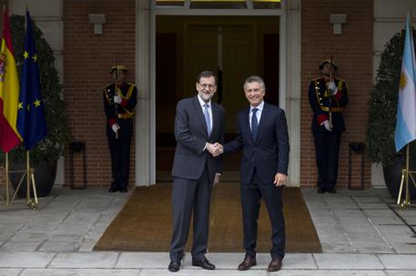 23/02/2017. Visita de Estado a España del presidente de Argentina. El presidente del Gobierno, Mariano Rajoy, recibe en La Moncloa al presid...