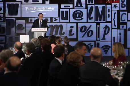 23/11/2017. Rajoy entrega el premio Fernández-Latorre. El presidente del Gobierno, Mariano Rajoy, durante su intervención en la entrega del ...