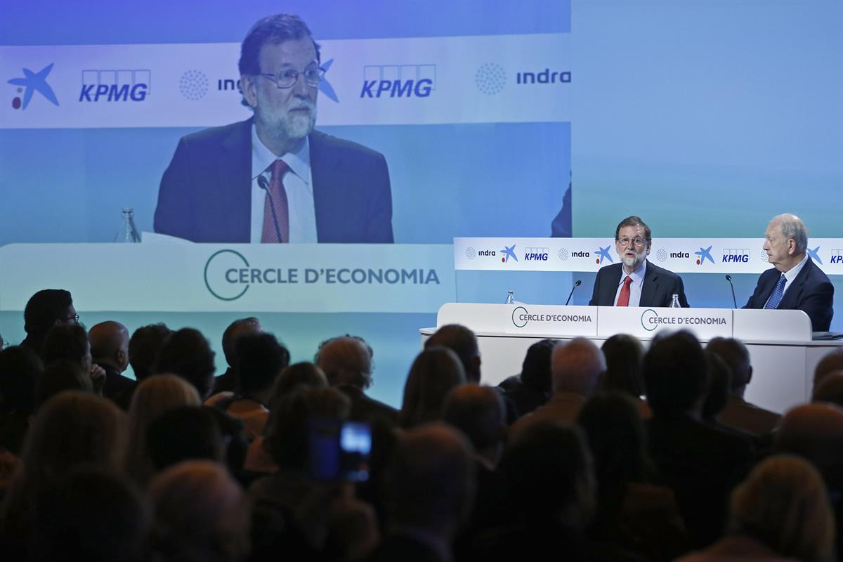 27/05/2017. Rajoy clausura la XXXIII Reunión del Círculo de Economía en Sitges. El presidente del Gobierno, Mariano Rajoy, junto al presiden...