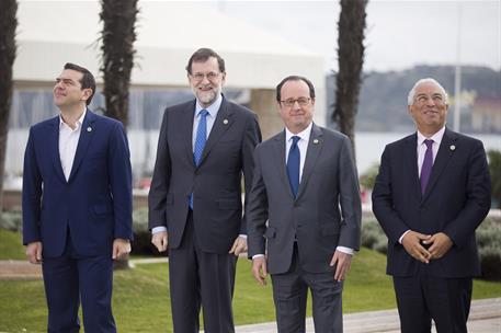 28/01/2017. Cumbre de Jefes de Estado y de Gobierno de Países Mediterráneos de la UE. El presidente del Gobierno, Mariano Rajoy, junto al pr...