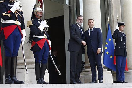 28/08/2017. Rajoy asiste a la cumbre del G-4 de París. El presidente del Gobierno, Mariano Rajoy, junto a su homólogo francés, Enmanuel Macr...