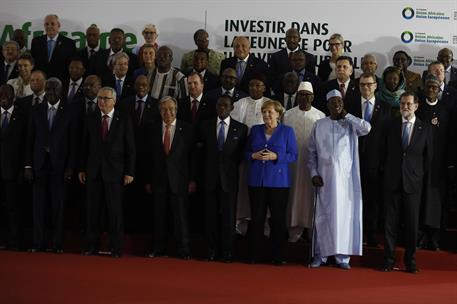 29/11/2017. Rajoy asiste a la Cumbre Unión Africana-Unión Europea. El presidente del Gobierno, Mariano Rajoy, posa para la tradicional foto ...