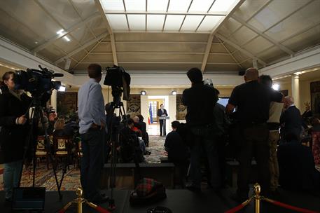 29/12/2017. El presidente del Gobierno hace balance de 2017. El presidente del Gobierno, Mariano Rajoy, al inicio de la rueda de prensa en L...